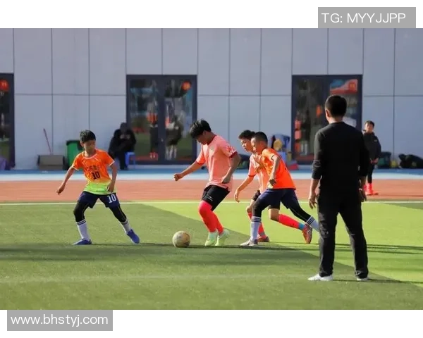 完美创足球引领新时代足球理念助力青少年全面发展与成长